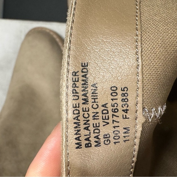 Gianni Bernini Women's Tan Ankle Boots, size 11M, NWOT - Picture 10 of 12